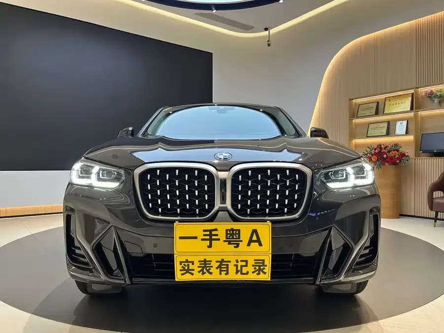 BMW X4 2022