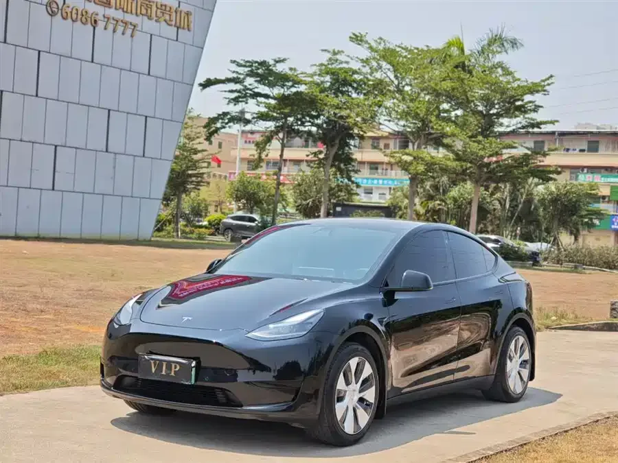 Tesla Model Y Model Y 2022 facelift rear-wheel drive version 2023 — фото 1, купить с доставкой в Москву