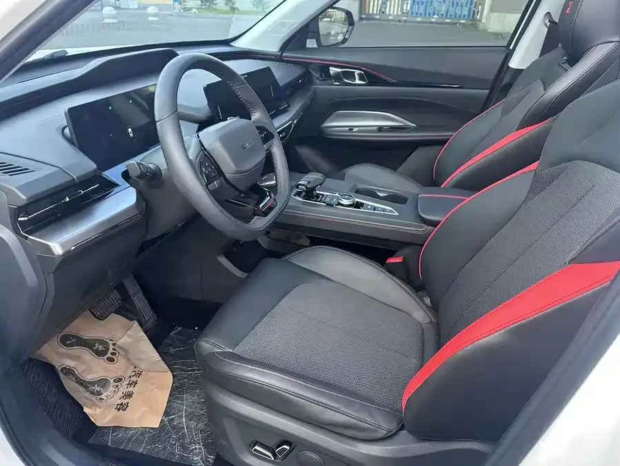 Oshan Z6 Changan Auchan Z6 2022 Blue Whale 1.5T DCT smart model 2022 — миниатюра 3