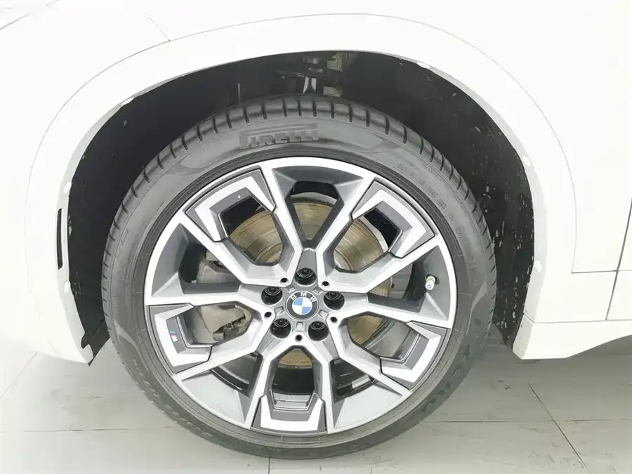 BMW X2 2021 facelift sDrive25i Night Edition 2022 — миниатюра 5