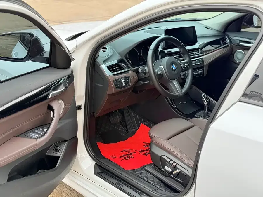 BMW X2 2022 sDrive25i M Sport Package 2022 — миниатюра 3