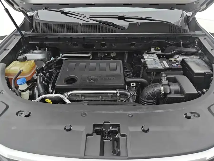 Changan CS85 Coupe Changan CS85 COUPE 2021 2.0T Automatic Luxury Edition 2022 — миниатюра 3