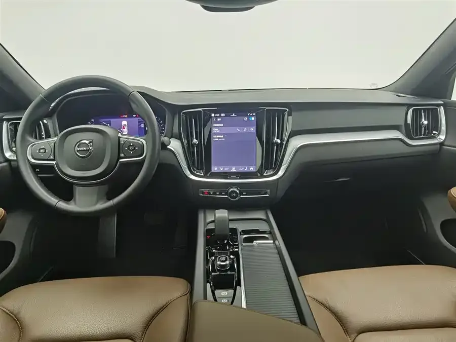 Volvo S60 2025 B4 Zhiyi Luxury Edition 2025 — миниатюра 2