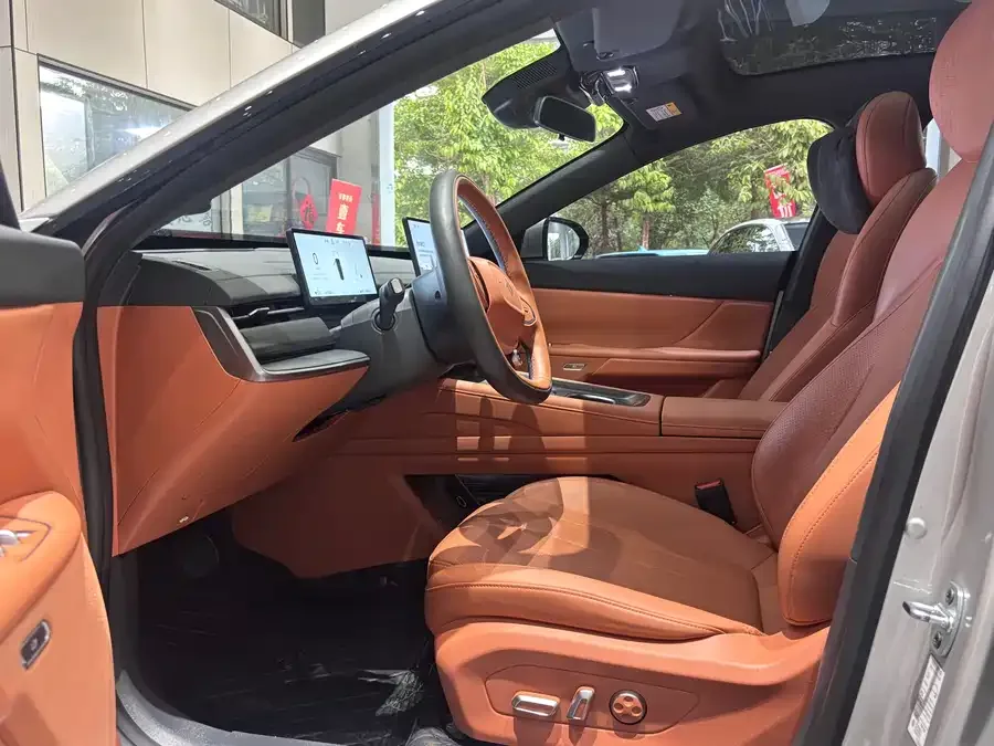 Dongfeng e007 e007 2025 pure electric 565 four-wheel drive Max pilot version 2025 — миниатюра 2