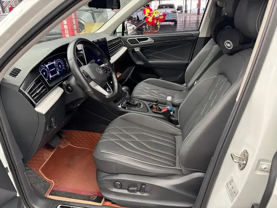 Volkswagen Tiguan L New Energy Tiguan L New Energy 2023 430PHEV Plug-in Hybrid Premium Edition 2023 — миниатюра 4