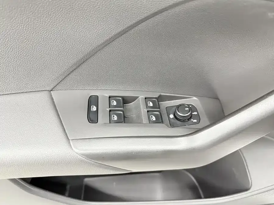 Volkswagen Tukai (T-Cross) 2022 Tukai 280TSI DSG Luxury Edition 2022 — миниатюра 3