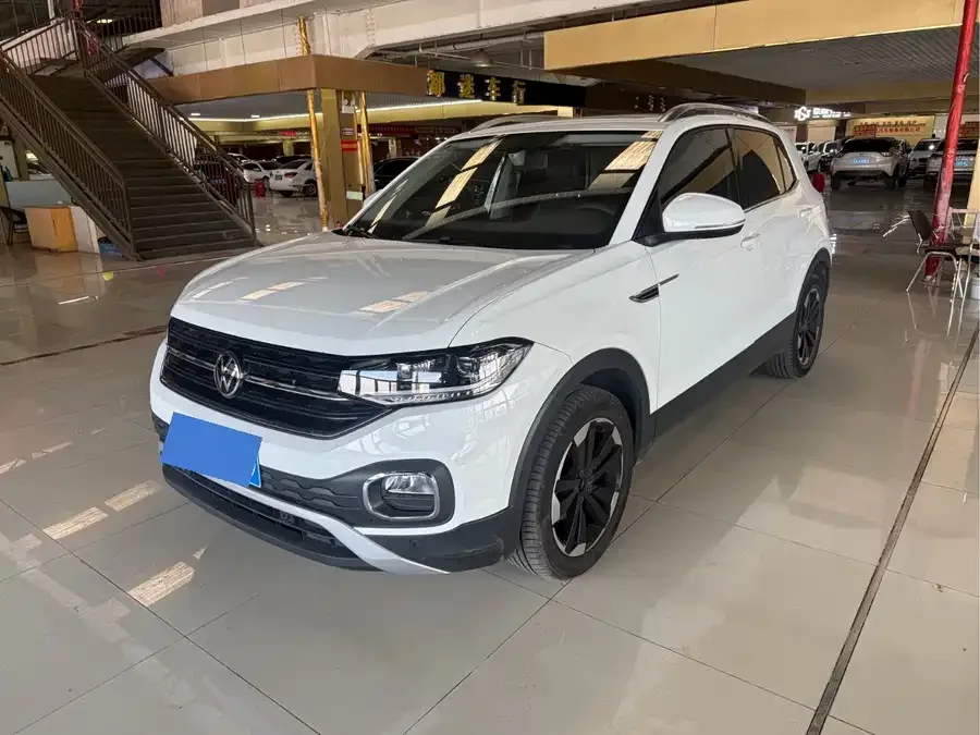 Volkswagen Tacqua Tanying 2021 200TSI DSG Yuezhi Connected Edition 2023 — фото 1, купить с доставкой в Москву