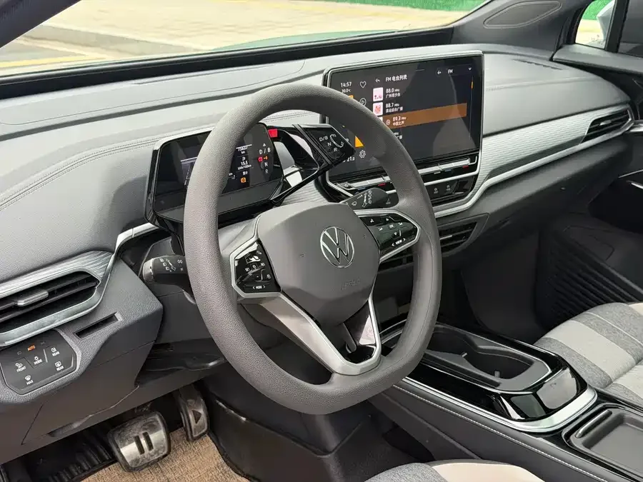 Volkswagen ID.4 CROZZ ID.4 CROZZ 2024 Pure Enjoyment Limited Edition 2024 — миниатюра 5