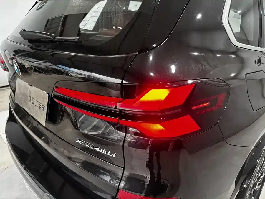 BMW X5 2025 xDrive 40Li M Sport Night Edition 2025 — миниатюра 3
