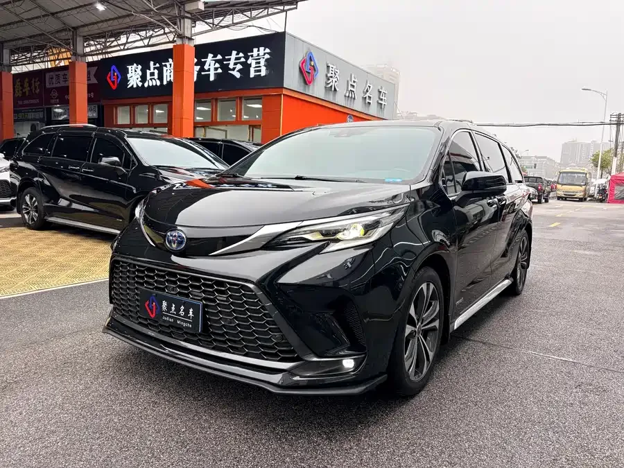 Toyota Granvia 2024