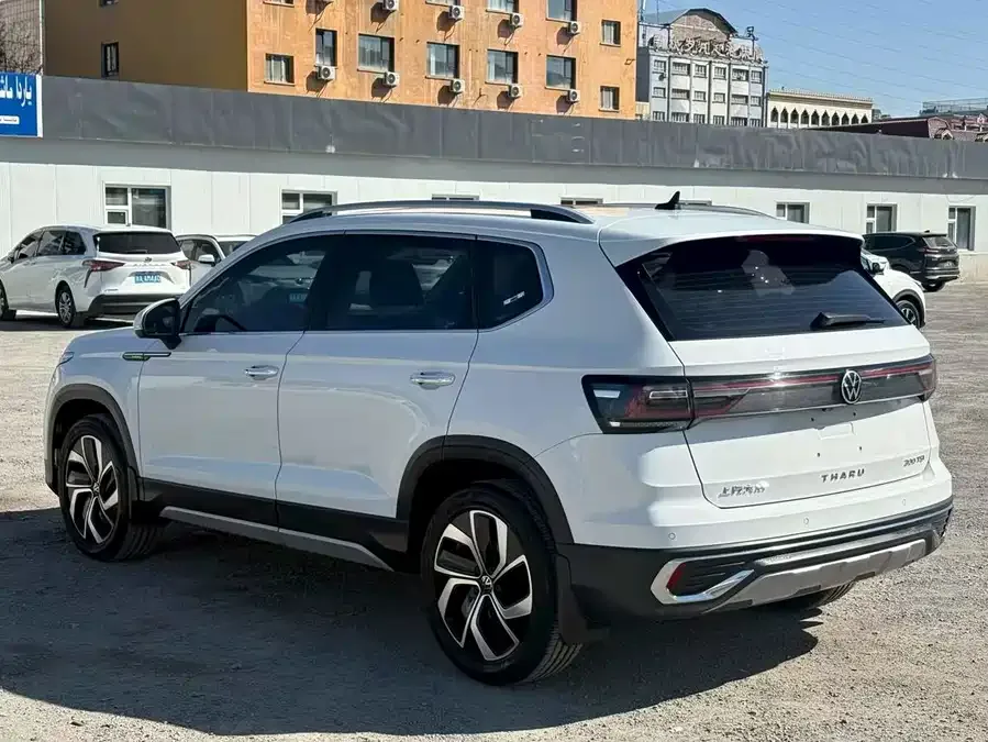 Volkswagen Tiguan (Tharu) Tuyue 2024 300TSI 2WD Full Moon Edition 2024 — миниатюра 3