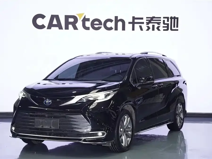 Toyota Sienna 2024