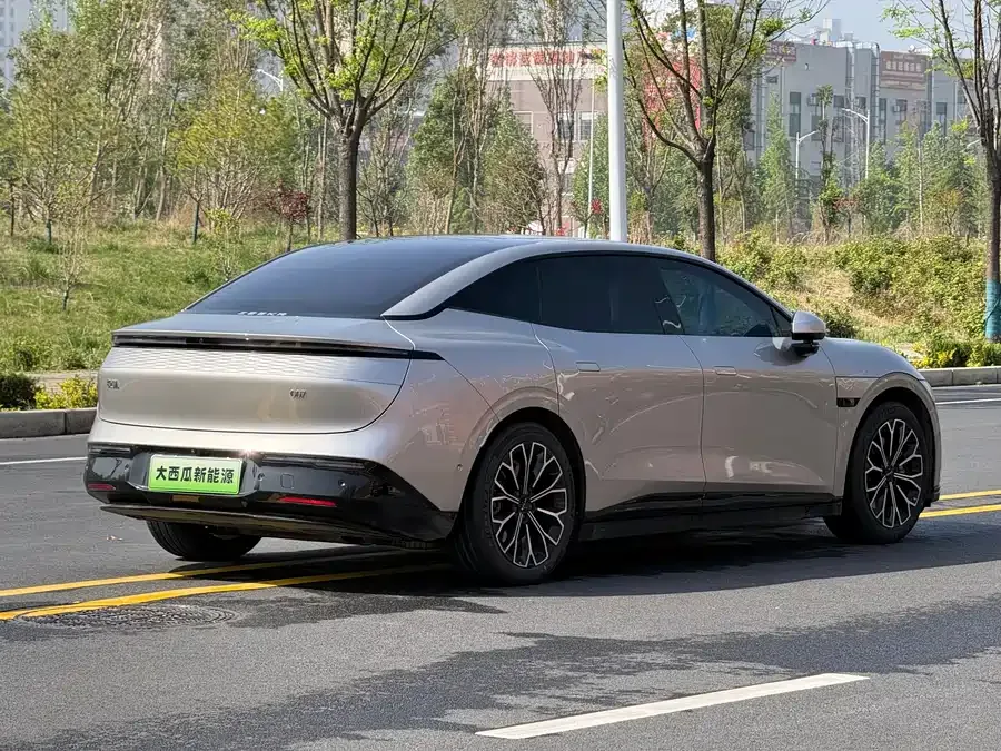 Zeekr 007 Zeekr 007 2024 rear-wheel drive enhanced version 75kWh 2025 — миниатюра 3