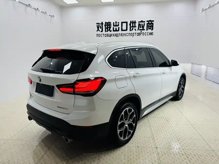 BMW X1 2022 sDrive20Li Fashion Edition 2022 — миниатюра 5