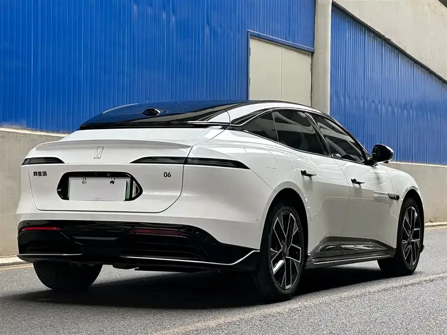 Avatr 06 Avita 06 2025 Max Extended Range Edition 2025 — миниатюра 2
