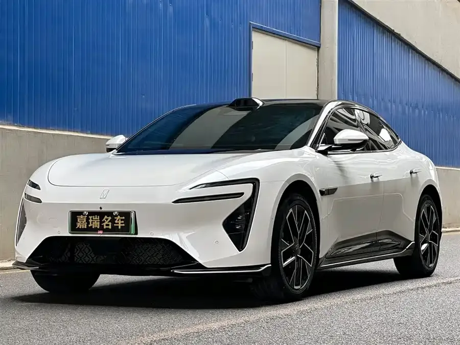 Avatr 06 Avita 06 2025 Max Extended Range Edition 2025 — фото 1, купить с доставкой в Москву