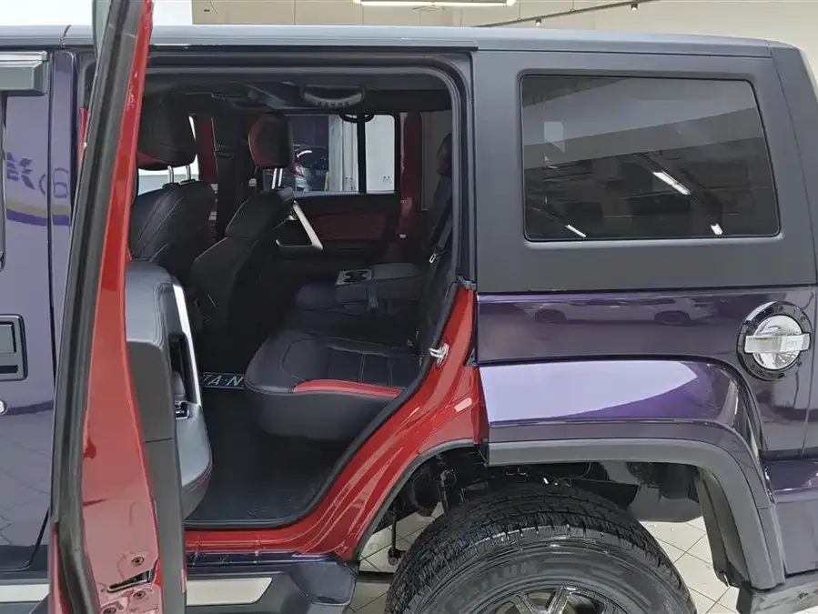 BAIC BJ40 Beijing Off-road BJ40 2020 2.0T Automatic 4WD City Hunter Edition Supreme Edition 2022 — миниатюра 5