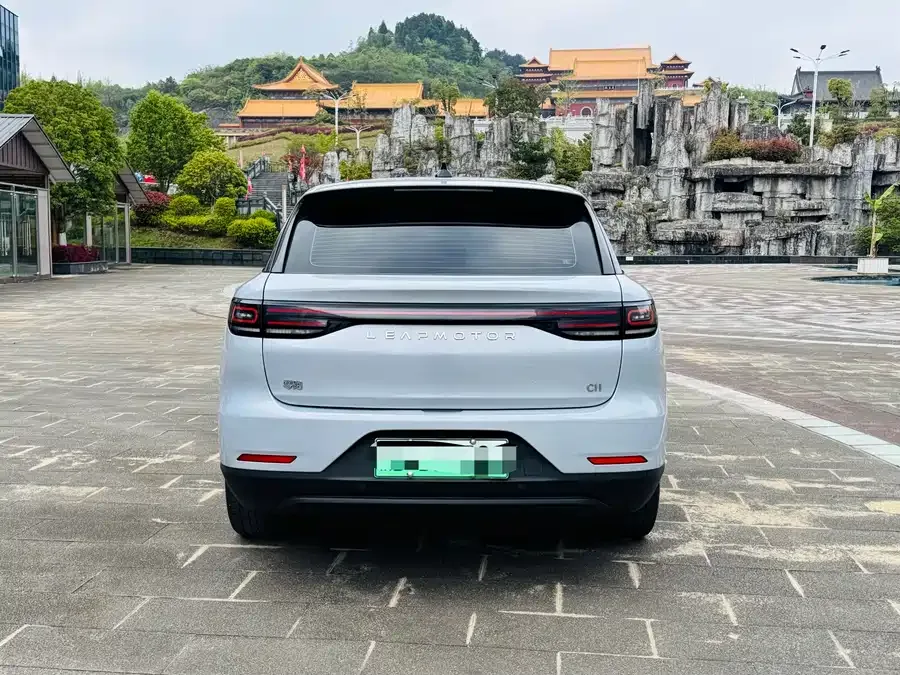 Leapmotor C11 Leapmotor C11 2023 Pure Electric 500 Comfort Edition 2024 — миниатюра 2
