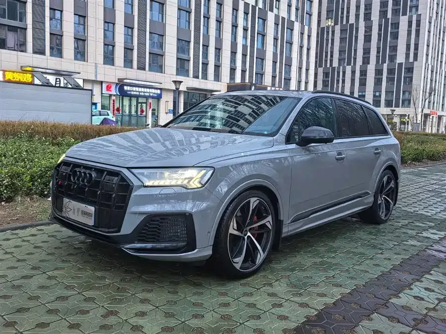 Audi SQ7 2024