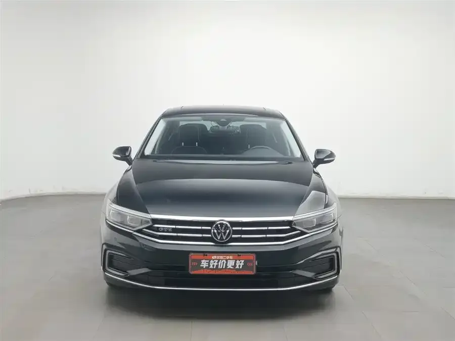 Volkswagen Magotan GTE plug-in hybrid Magotan GTE plug-in hybrid 2022 GTE Premium Edition 2023 — миниатюра 3