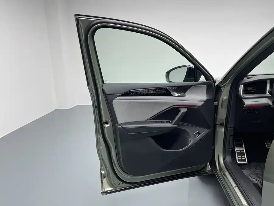 Volkswagen Tayron Tanyue 2025 Tanyue L 380TSI 4WD Luxury Easy Package 2025 — миниатюра 5