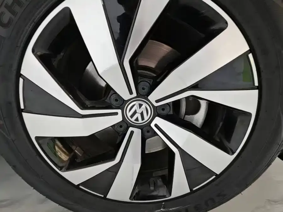 Volkswagen Tayron Tanyue 2021 280TSI 2WD Luxury Smart Edition 2022 — миниатюра 4