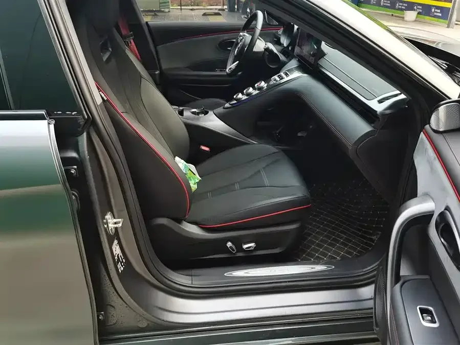 ORA lightning cat ORA Lightning Cat 2024 Dark Night Edition 555km Premium Edition 2024 — миниатюра 3