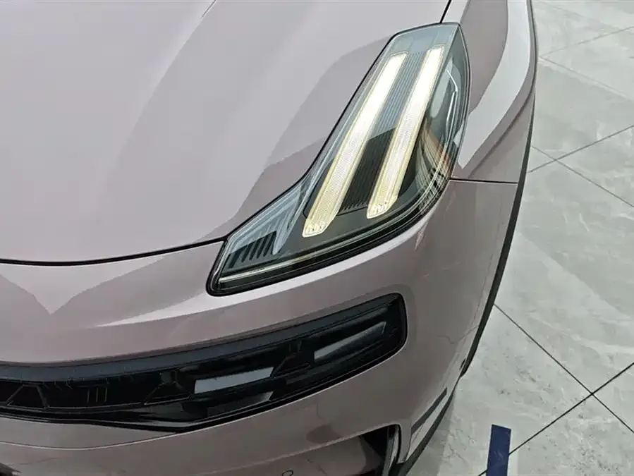 Lynk & Co 06 Lynk & Co 06 2023 Remix 1.5T Shero 2023 — миниатюра 5