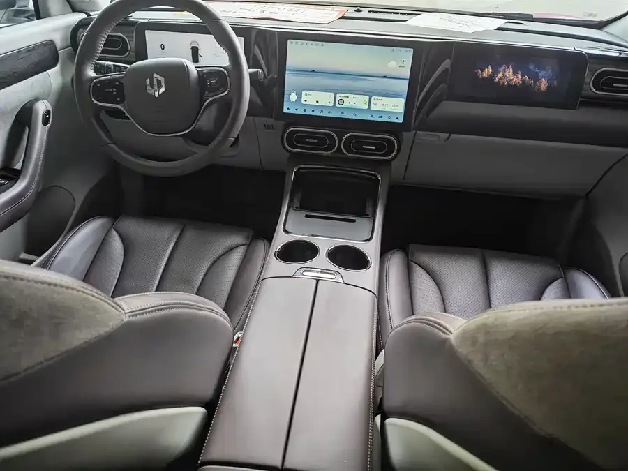 Leapmotor C11 Leapmotor C11 2021 Executive Edition 610 2022 — миниатюра 4