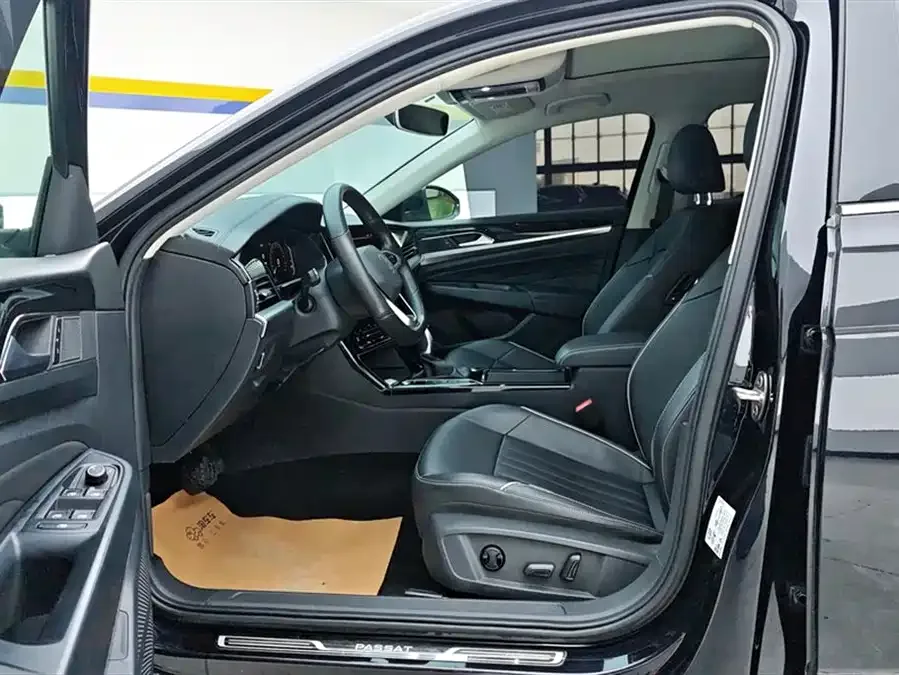 Volkswagen Passat Passat 2022 330TSI Elite Edition 2022 — миниатюра 3