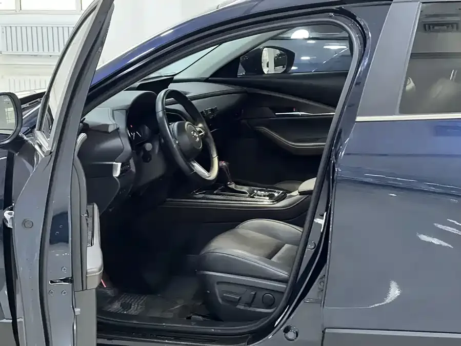 Mazda CX-30 2022 2.0L Automatic Jiayue Edition 2022 — миниатюра 2