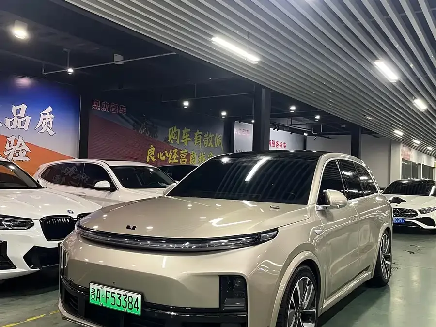 Li Xiang L8 2023