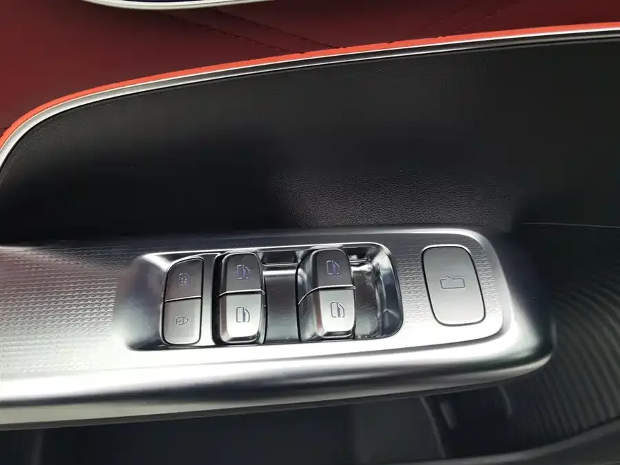 Chery Fengyun Fengyun A9L Fengyun A9L 2025 four-wheel drive high-energy peak version 2025 — миниатюра 3