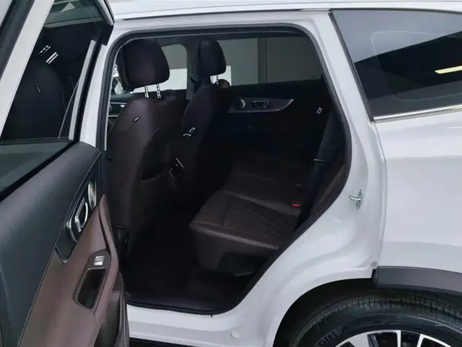 Chery Tiggo 8 Pro Tiggo 8 PRO 2024 Champion Edition 390T 2WD Peak Edition 5 Seaters 2024 — миниатюра 3