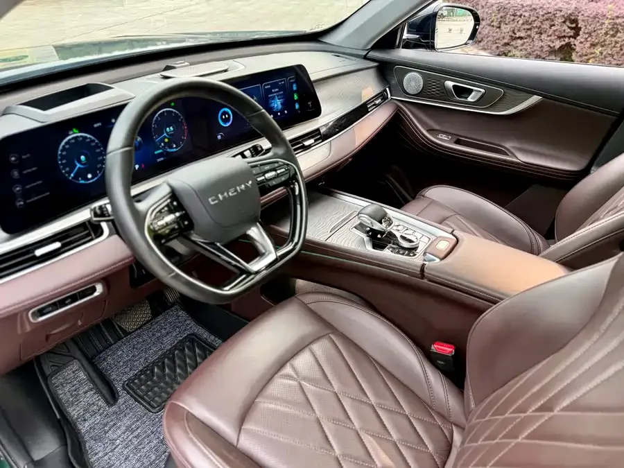 Chery Tiggo 8 Pro Tiggo 8 PRO 2022 290T 2WD Storm Edition 5 Seaters 2022 — миниатюра 3