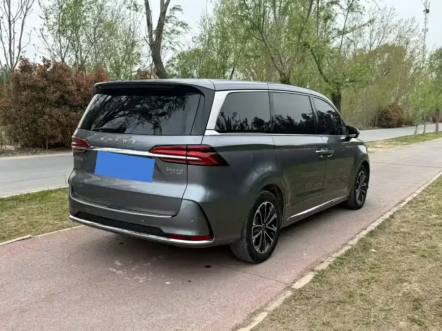 Roewe iMAX8 Roewe iMAX8 2022 400TGI Honor Edition 2022 — миниатюра 3