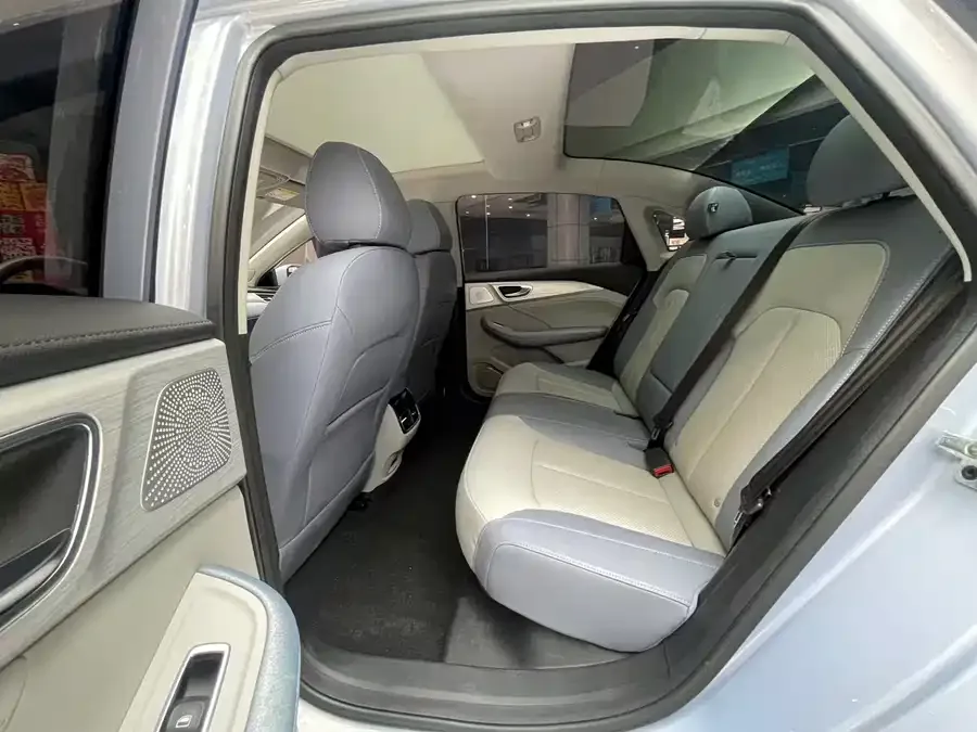 Roewe Feifan ER6 Feifan ER6 2021 new dynamic version 620km smart mobility version 2022 — миниатюра 3