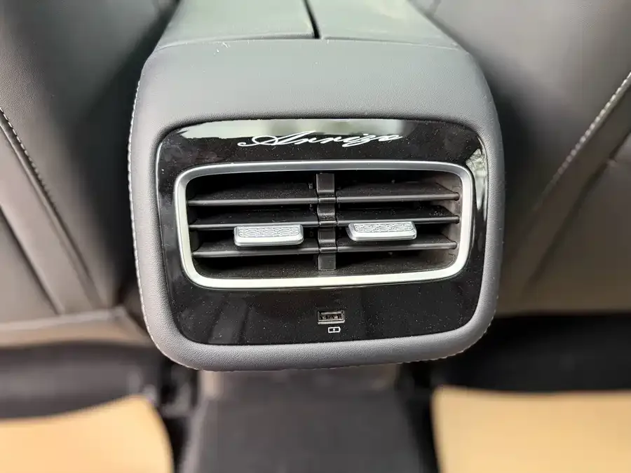 Chery Arrizo 8 Arrizo 8 2024 1.6T DCT 2024 — миниатюра 5