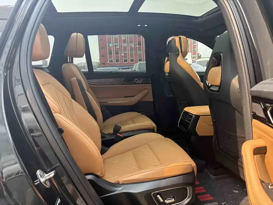Lynk & Co 09 Lynk & Co 09 2021 2.0T Halo 6-seater 2022 — миниатюра 3