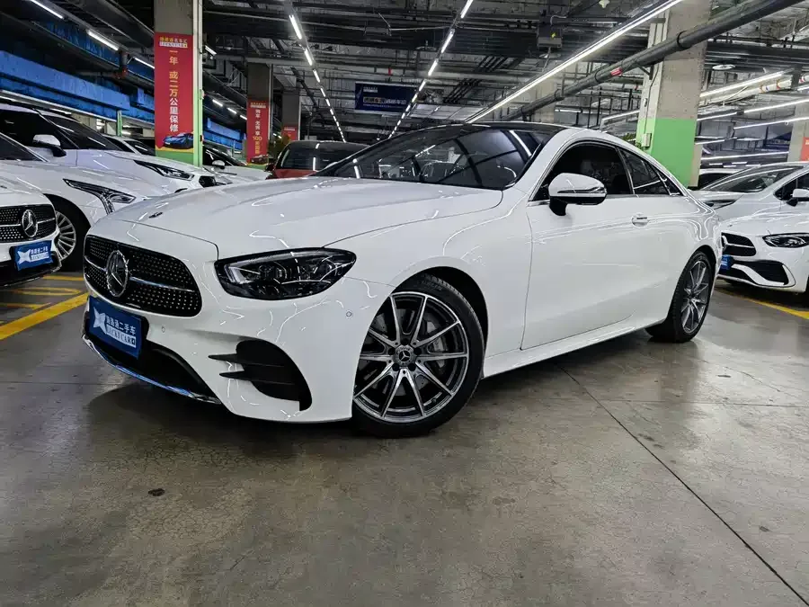 Mercedes-Benz E-Class 2022