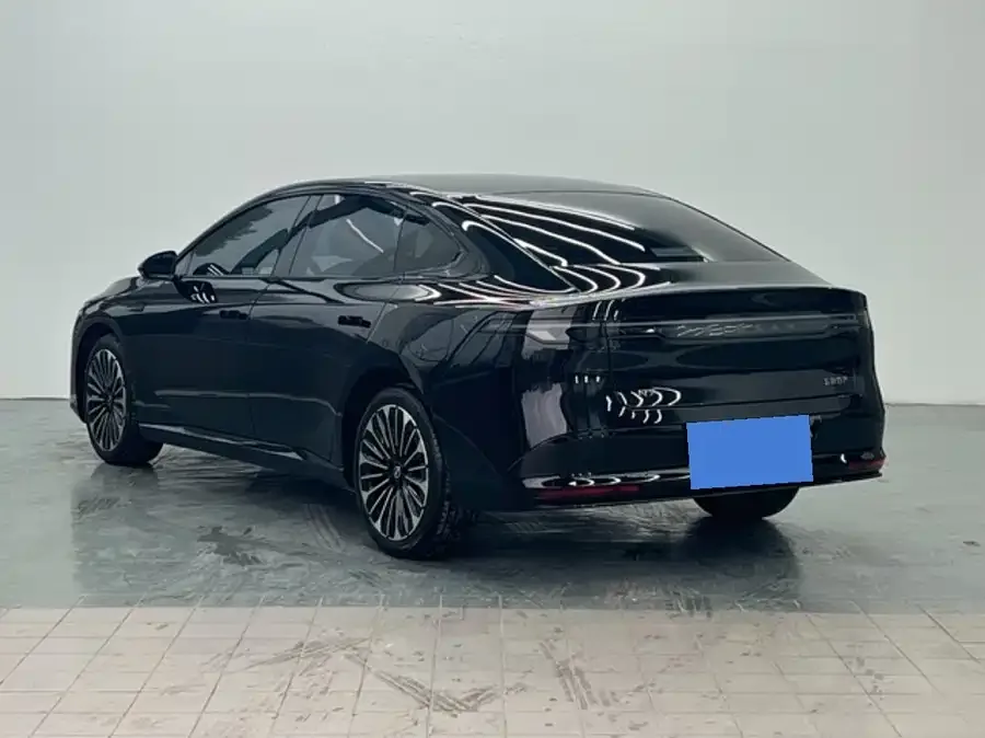 Nissan N7 Nissan N7 2025 510 Pro 2025 — миниатюра 4