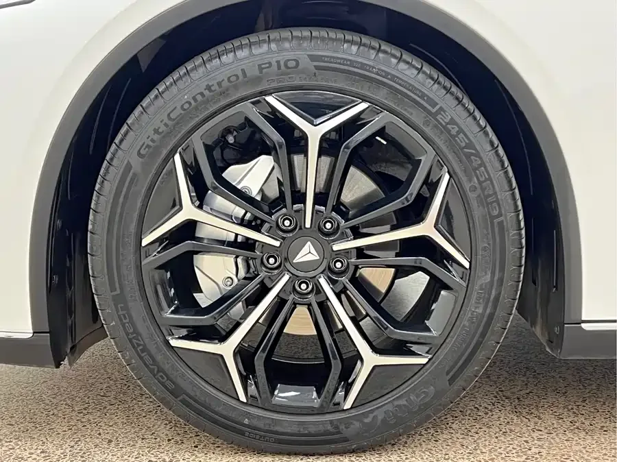 Deepal dark blue SL03 Dark Blue SL03 2023 200Max Extended Range Edition 2024 — миниатюра 3