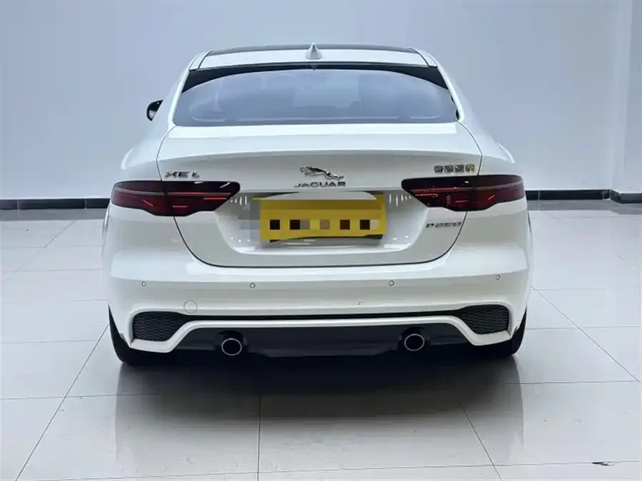 Jaguar XEL 2023 2.0T 250PS R-DYNAMIC S aggressive sports version 2023 — миниатюра 3