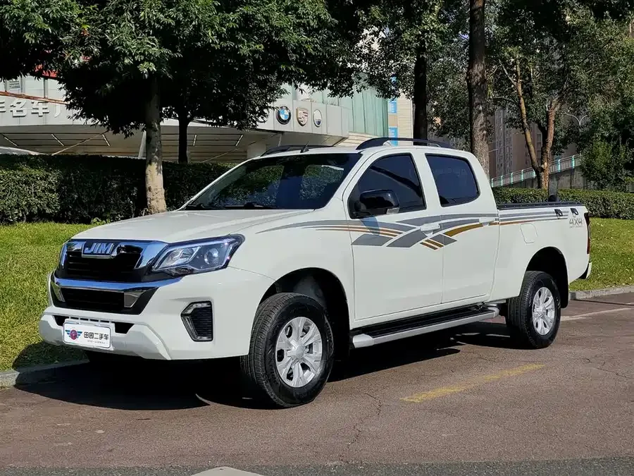 Isuzu RE-MAX Ruimai 2025