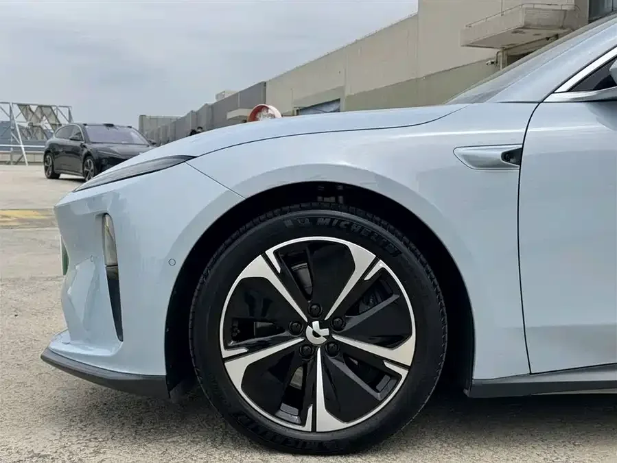 NIO ET5T NIO ET5T 2024 75kWh Touring 2025 — миниатюра 2
