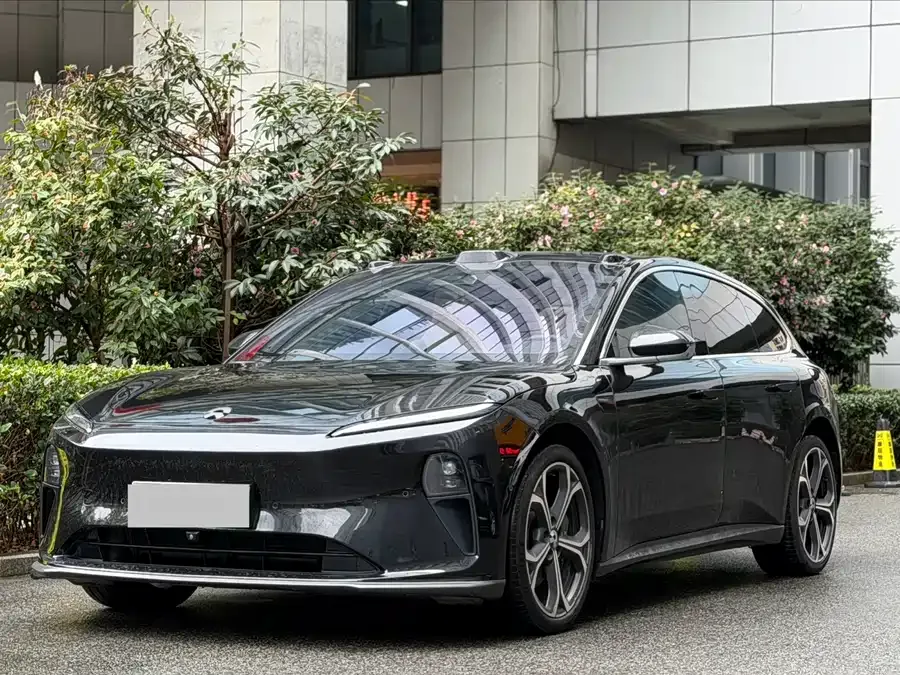 NIO ET5T NIO ET5T 2024 75kWh Touring 2024 — фото 1, купить с доставкой в Москву