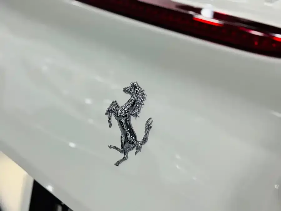 Ferrari Portofino Portofino 2021 3.9TM 2023 — миниатюра 5