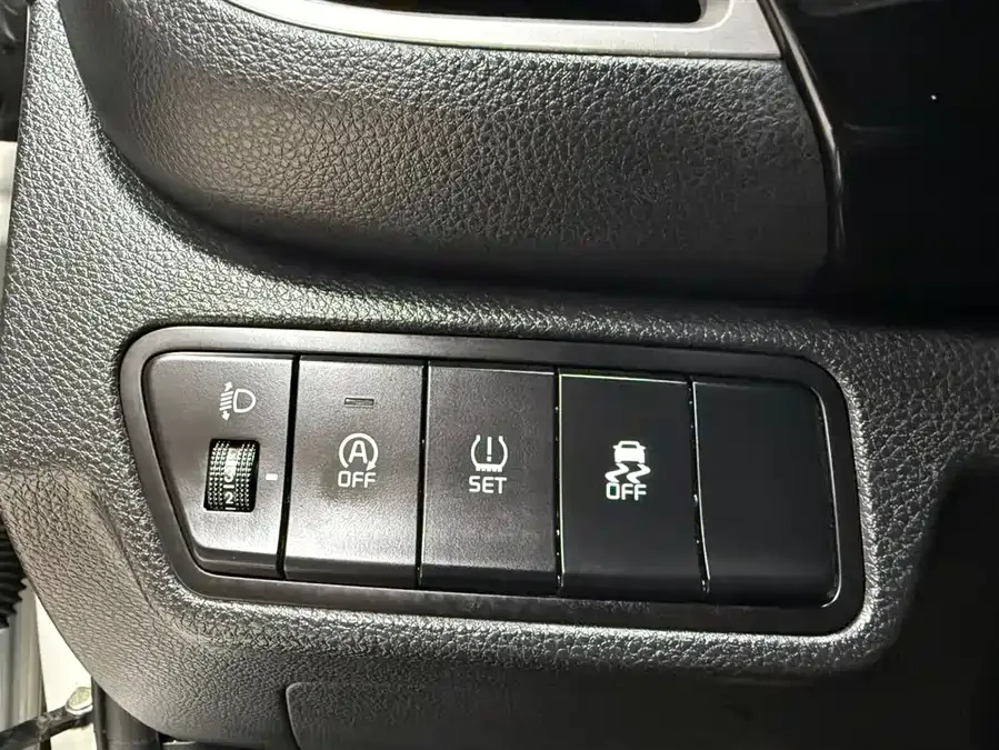 Kia KX3 Aopao (Seltos) KX3 2021 1.5L CVT Trend Edition 2023 — миниатюра 3