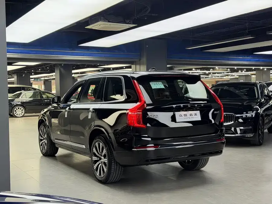 Volvo XC90 2024 B6 Zhiyi Luxury Edition 7 Seaters 2024 — миниатюра 2