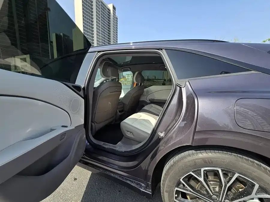 Zeekr 007GT Zeekr 007GT 2025 rear-wheel drive intelligent driving version 75kWh 2025 — миниатюра 2